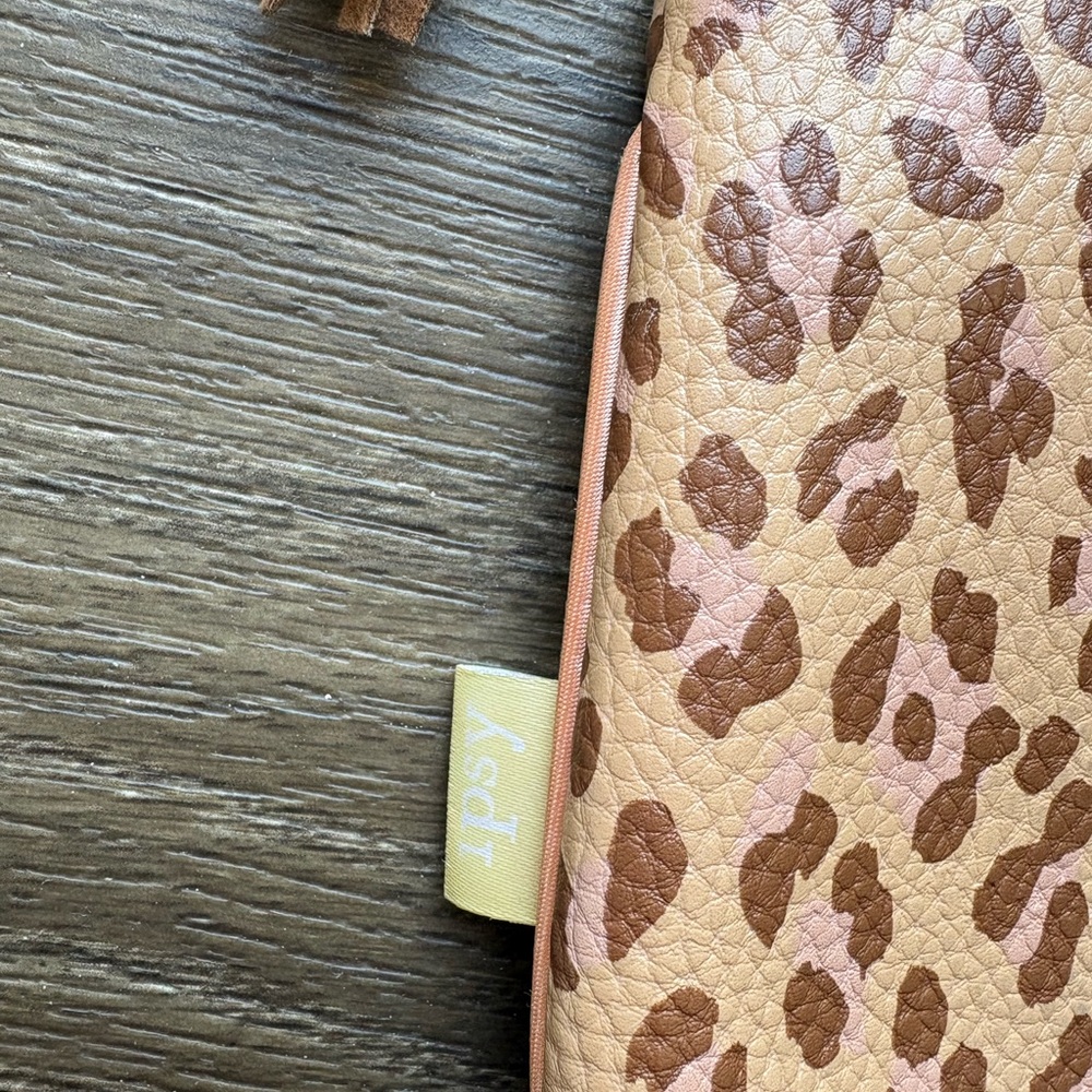 ipsy Leopard Print Pouch with Tassel - Picture 2 of 4